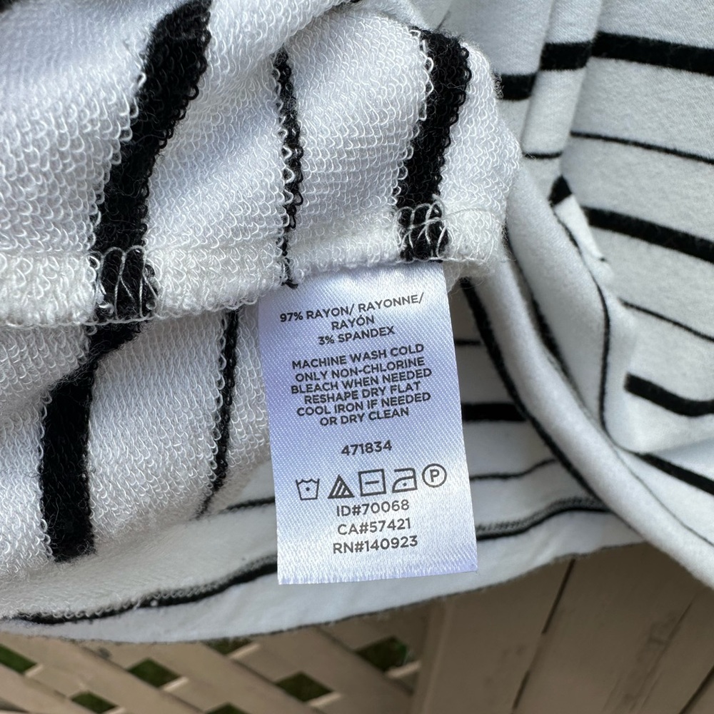 Lou & Grey Striped T-Shirt - XL - Picture 8 of 8